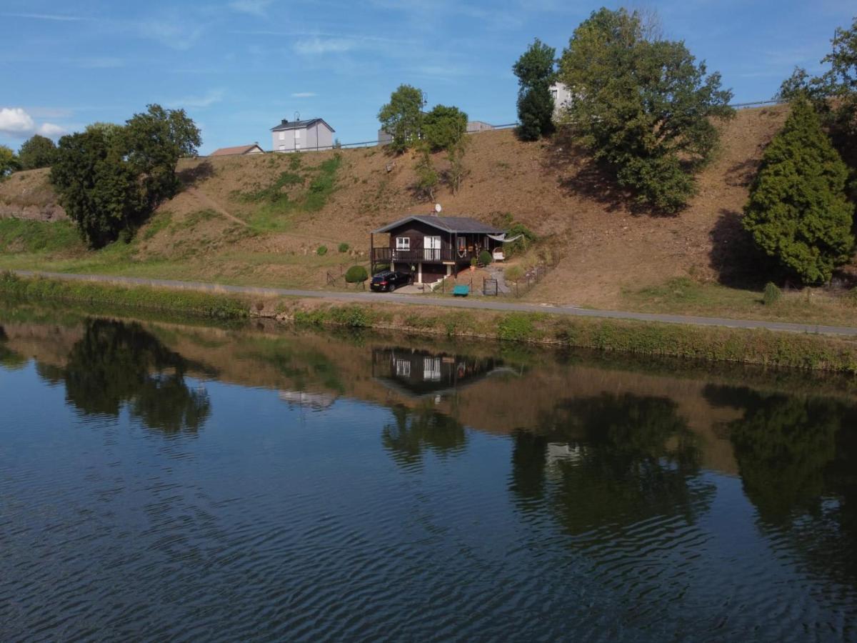 Chalet Le Logis Des Autre Vireux-Wallerand Exterior photo